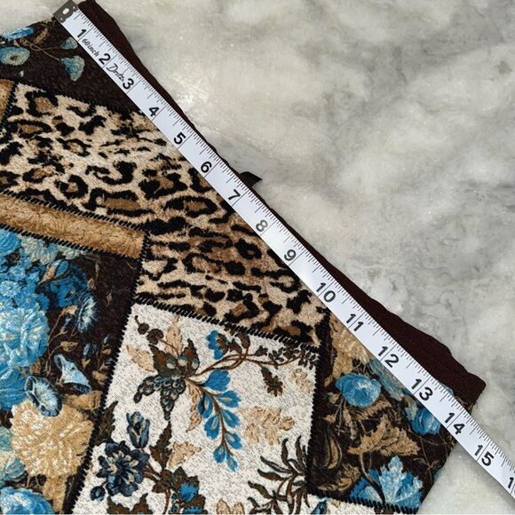 Karen Kane High-Low Midi Mixed Print Skirt. Size Small-P - Picture 10 of 11